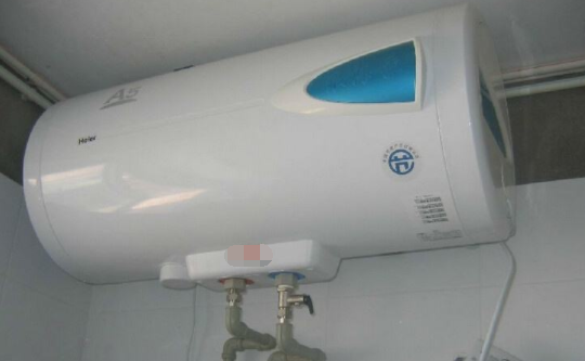 热水器管道漏水：原因及维修指南