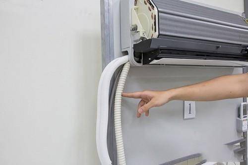 粗管安装不牢固导致漏水