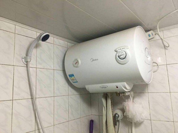 热水器漏水源头与合理安装高度，速达维修一对一为您解答