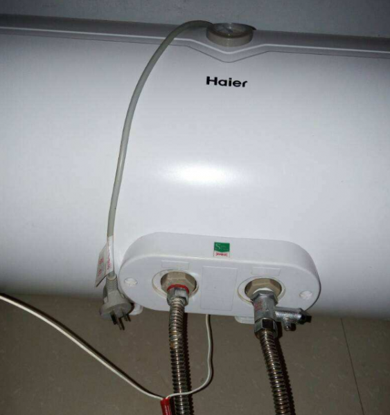 家里热水器出水量小：原因及快速维修指南